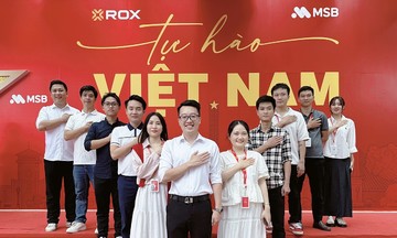 ROX Tower rực rỡ cờ hoa, lan tỏa tinh thần tự hào Việt Nam
