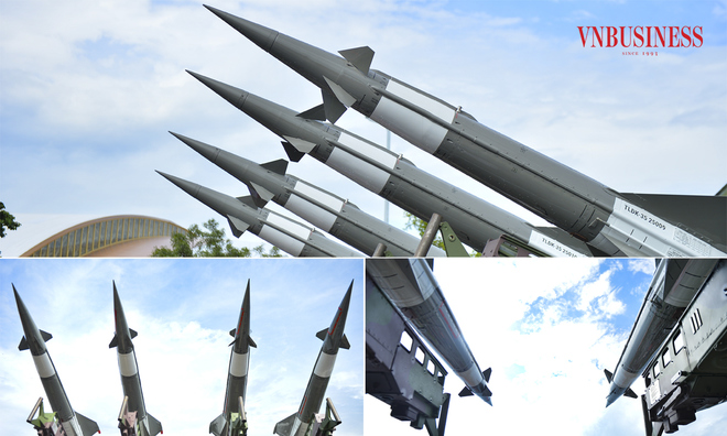 <p class="Normal">
Tên lửa S-125-VT do Viettel cải tiến, có tầm bắn trên 20km.</p>