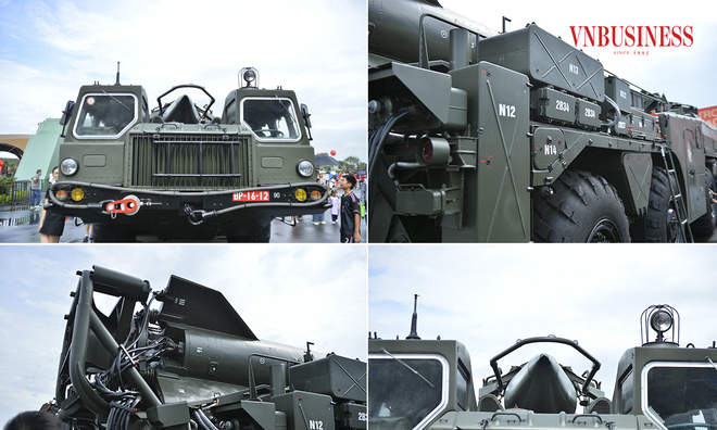 <p>
Tên lửa Scud-B có tầm bắn xa nhất đến 300km, với chiều dài 11,25m, đầu đạn khoảng 950kg .</p>