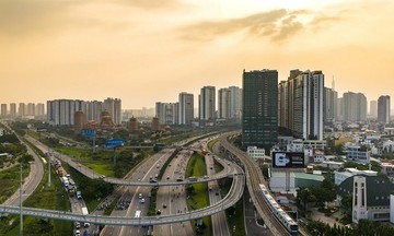 Mùa sale tháng &#039;cô hồn&#039;: Khách hàng rần rần ‘săn’ bất động sản ưu đãi