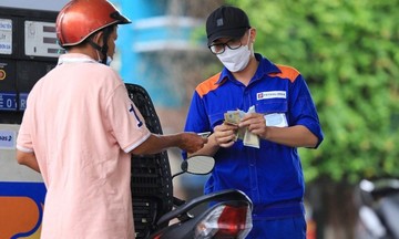 Giá xăng dầu đồng loạt tăng