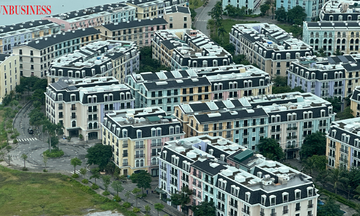 Loạt shophouse ven biển vắng bóng người: Dòng tiền của nhà đầu tư đang ‘ngủ’ hay im lặng ‘lớn lên’ ?