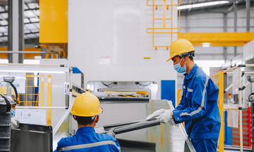 SMC tiếp tục lỗ nặng, tân Chủ tịch vẫn chi hơn 12 tỷ đồng để tăng tỷ lệ sở hữu