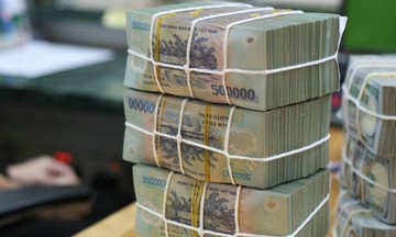 Lãi suất tiết kiệm ngân hàng tăng trở lại