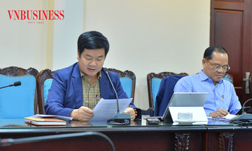 Góp ý dự thảo văn kiện Đại hội Đảng XIV: Phát huy dân chủ, hoàn thiện Điều lệ Đảng trong giai đoạn mới