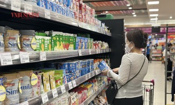 UOB nâng dự báo GDP Việt Nam 2025, cảnh báo áp lực lạm phát và VND