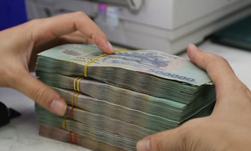 Tiền gửi không kỳ hạn giảm, NIM ngân hàng tiếp tục chịu sức ép