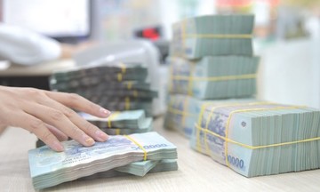 Lãi suất tăng trở lại, dòng tiền rút bớt khỏi thị trường chứng khoán?