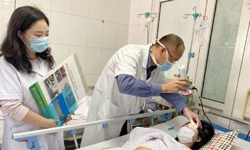 &#039;Cơn khát&#039; sắc đẹp giữa ma trận rủi ro