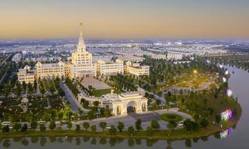 Thấy gì từ việc doanh nghiệp rót vốn mạnh vào đại học tư?