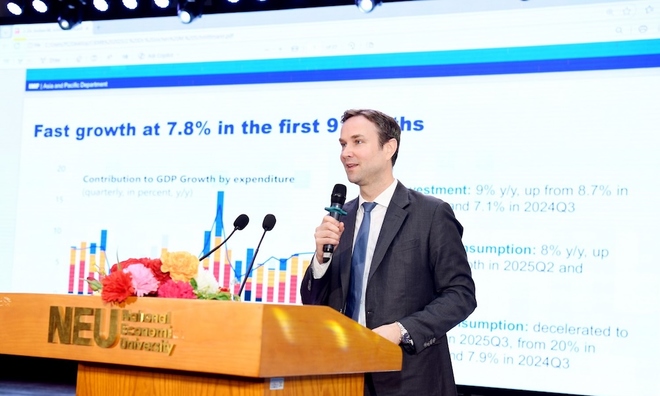 Kinh tế Việt Nam 2026: Giải pháp tăng năng suất để đạt mục tiêu tăng trưởng 10%