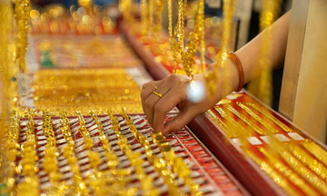 Vàng nhẫn và vàng miếng ‘nghỉ ngơi’ sau tăng ‘nóng’