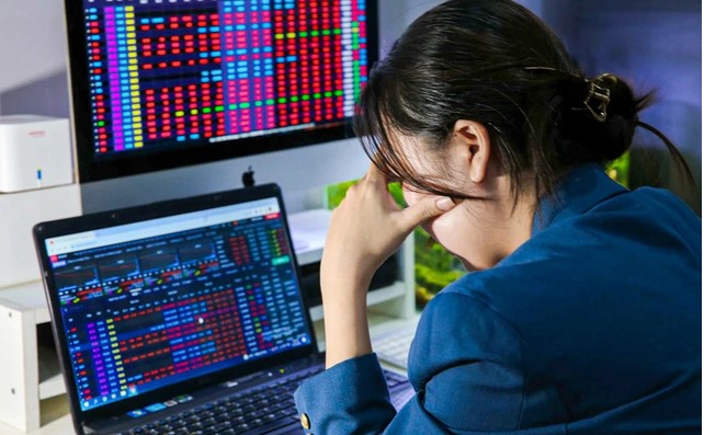 Chứng khoán đang trong thời điểm ‘không dễ chơi’