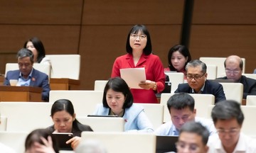 Đại biểu Quốc hội: Cần lộ trình bỏ &quot;quota&quot; tín dụng và lập sàn giao dịch vàng