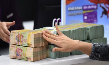 Ngân hàng ‘bạo tay’ xây bộ đệm dự phòng rủi ro