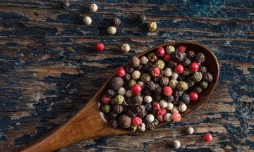 Tăng 1.000 đồng/kg, giá tiêu lấy lại mốc 150.000 đồng/kg sau những phiên giảm