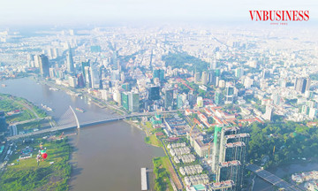 Nhà giàu ‘gom’ căn hộ để bán Tết