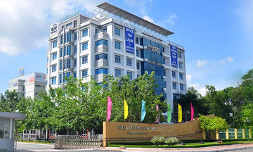 Saigontel loay hoay tìm dòng tiền trước áp lực nợ vay