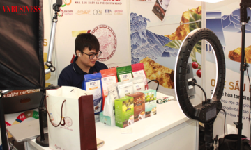 Thị trường kinh doanh online năm 2026: Chọn đứng vững hay chấp nhận đ&agrave;o thải?