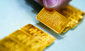 V&agrave;ng miếng leo thang, tiến gần mốc 160 triệu đồng/lượng