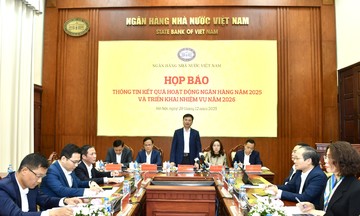 Vụ trưởng Phạm Ch&iacute; Quang: Giữ l&atilde;i suất thấp khi t&iacute;n dụng tăng mạnh l&agrave; th&aacute;ch thức lớn